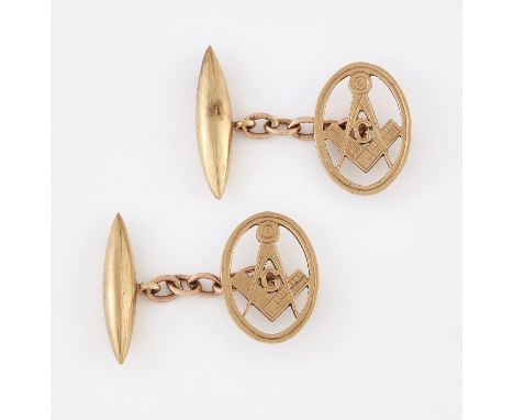 A PAIR OF 9 CARAT GOLD MASONIC CUFFLINKS, the pierced oval heads with Masonic compass, chain linked to lozenge-shaped backs. 