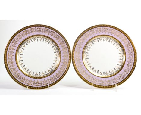 De Lamerie Fine Bone China, heavily gilded dinner plates , specially made high end quality item, Made in England, diameter 27