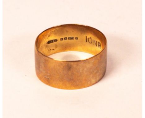 9ct gold wedding ring, size U,4.4g. 