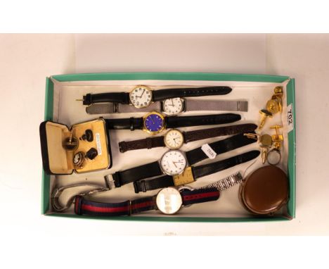 A collection of gentleman's vintage items including wristwatches'Pulsar and other makes, Black Wedgwood jasperware cufflinks 