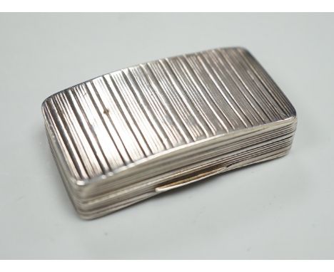 A George III ribbed silver snuff box, maker ?S, Birmingham, 1810, 58mm.