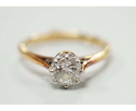 An 18ct, plat and solitaire diamond set ring, size J/K, gross weight 2.2 grams, the stone weighing approx. 0.40ct-0.45ct.