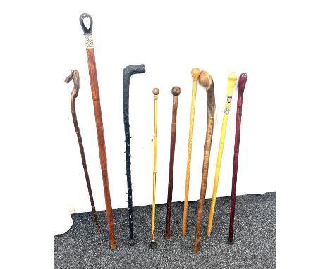 Selection of vintage walking sticks, various handle designs  (9 sticks in total) 