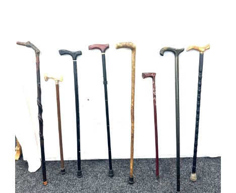 Selection of vintage walking sticks, various handle designs  (8 sticks in total) 