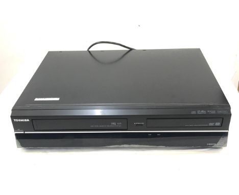 Toshiba VHS DVD hifi recorder player model no DVR19DT - no remote/untested 