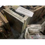 PLASTIC INJECTION MOLD - Computer