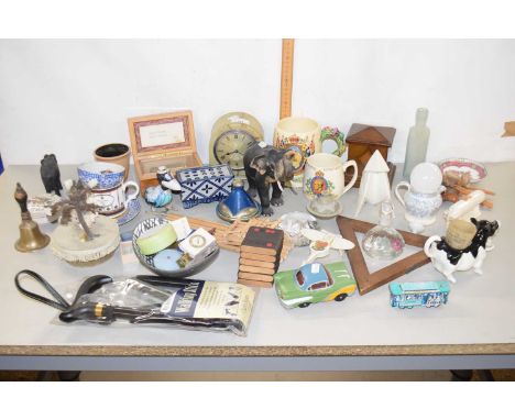 Mixed Lot: Vintage mantel clock, walnut card case, various assorted ceramics, crested china wares, modern music box, various 
