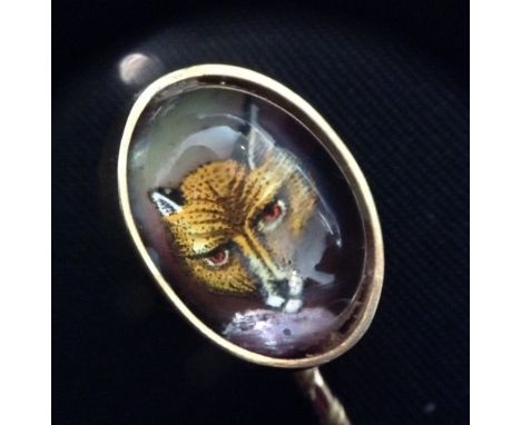 An Essex crystal fox head tie pin, oval fox head top, 9ct gold mount and pin, boxed