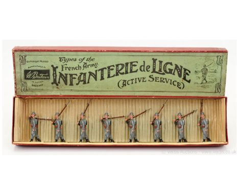 Britains - Set 192 - The French Army - Infanterie de Ligne - Active Service, 1916 [1916 version], comprising: 8 x Infantrymen