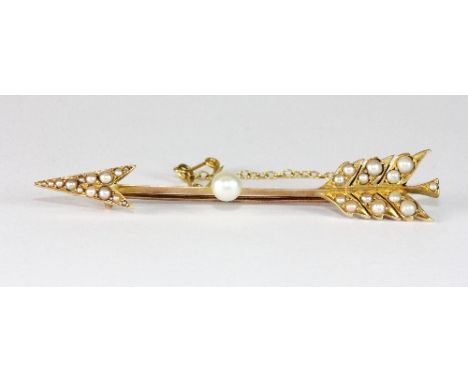 A yellow metal (tested min 9ct gold) and pearl Cupids arrow bar brooch L 7cm