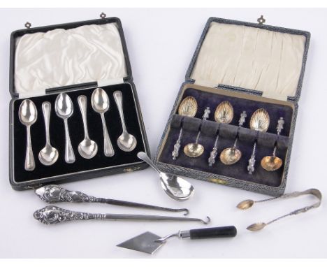 Group of silver and plated items,including Georgian caddy spoon, a plated miniature trowel, 2 cased sets of silver teaspoons 