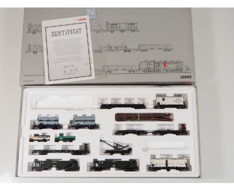 A MARKLIN 26960 HO gauge Bavarian Freight Train Set (missing steam locomotive, wagons only) - VG/E in G/VG box