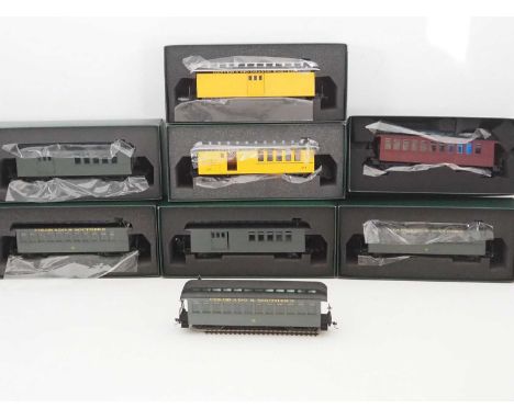A group of SPECTRUM On30 scale American outline narrow gauge passenger cars in various liveries (one unboxed) - VG in G/VG bo