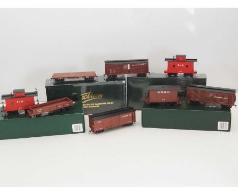 A group of SPECTRUM On30 scale freight cars in Baltimore & Ohio, Pennsylvania and Ohio River & Western liveries - VG in G/VG 