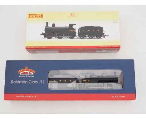 A pair of OO gauge steam locomotives comprising a BACHMANN Robinson class J11 and a HORNBY class J15 both in LNER black liver