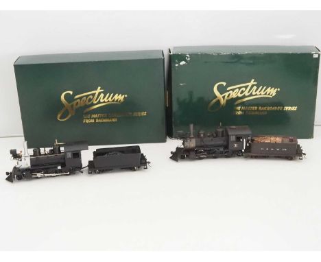 A pair of SPECTRUM On30 scale American outline 2-6-0 steam locomotives in different liveries - G/VG in G/VG boxes (2)
