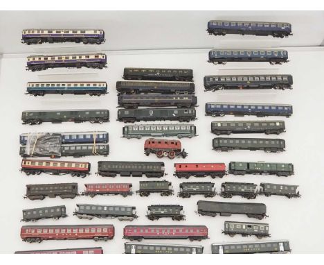 1/80(HO) Railroad Model Rolling Stock Storage Box for 8-Car (Large) (Model  Train) - HobbySearch Model Train HO/Z Store