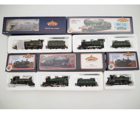 A group of BACHMANN OO gauge steam locomotives all in GWR green livery - to include 2 x Pannier tanks - VG in G/VG boxes (5)