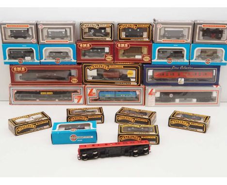 A group of OO gauge vans and wagons by AIRFIX, MAINLINE, LIMA and others - G/VG in G/VG boxes (where boxed) (25)