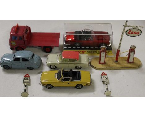 One box containing Dinky Toys Aston Martin, Corgi Toys Ford Consul, Dinky Austin Somerset etc 