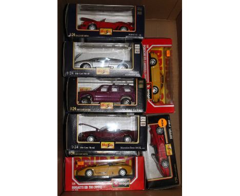 One box containing a small quantity of Maisto and Burago 1/24 scale cars, to include Ferrari F50, Porsche 911, Jaguar XJ220 e