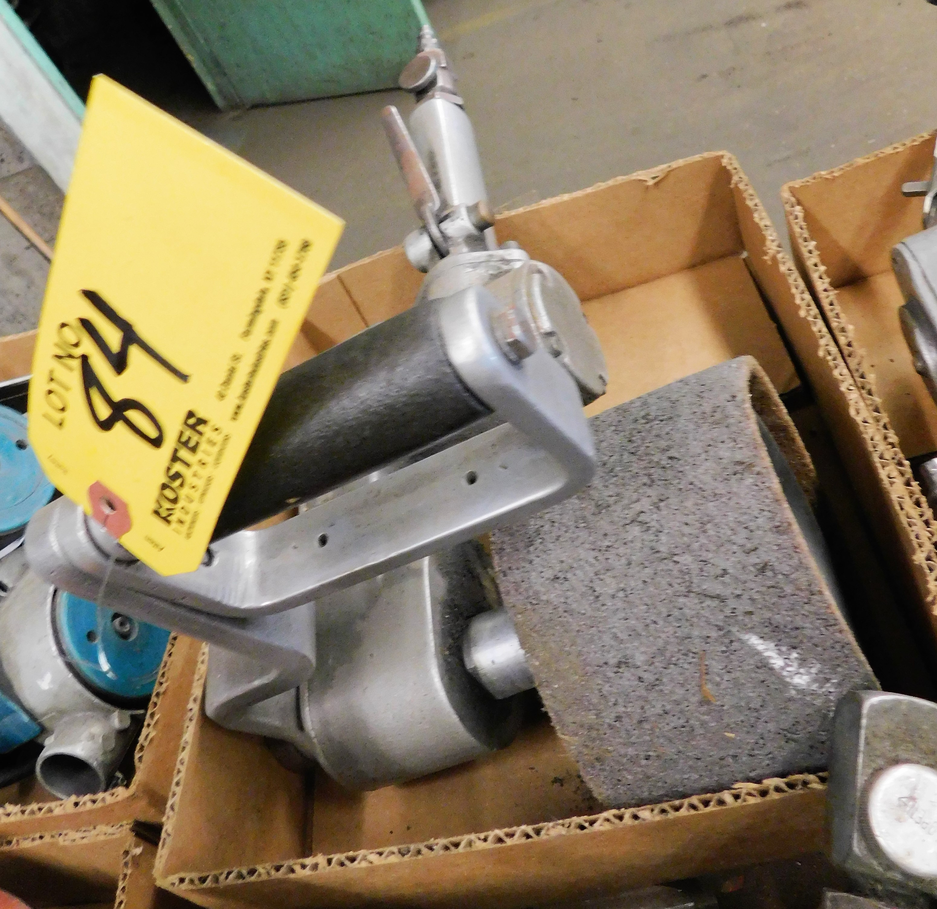 DYNABRADE PNEUMATIC DRUM SANDER