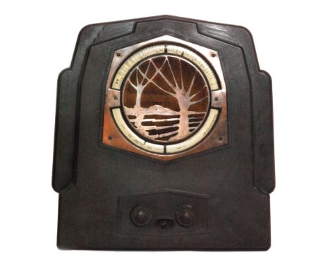 E.K Cole Ltd - A 1932 Ekco all electric model SH25 radio in brown Bakelite case with a fret 'Willow Tree' design to the speak