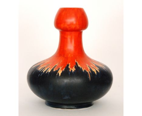 Hollinshead and Kirkham Tunstall (H&amp;K Tunstall) - A 1930s Art Deco vase of compressed form with a squat neck and garlic t