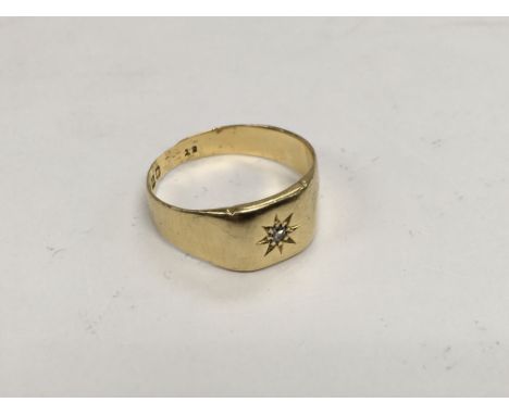 An 18ct gold gypsy ring, approx 7.2g and approx size V-W.