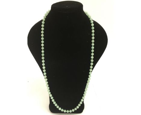 A jade bead necklace.Approx 40cm long, 57g
