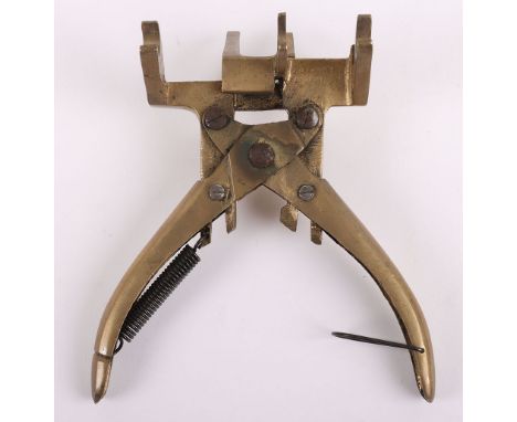 WW2 RAF Ammunition Loading Tool: Cast brass tool used by armourers to load bullets onto belt, sprung handle with AM crown and