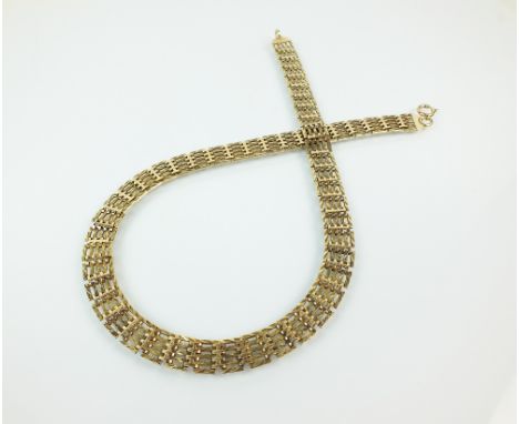 A 9ct gold gate link necklace, with bolt ring clasp, weight 28.5g