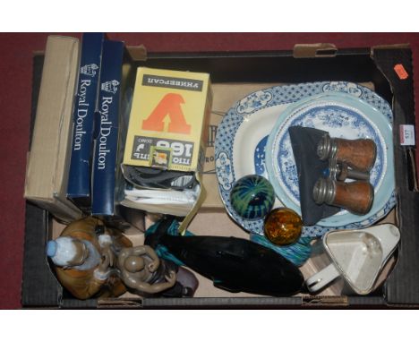 A box of mixed china and miscellaneous items to include; Mudman figures, Royal Doulton collectors plates, Poole dolphin, Mdin