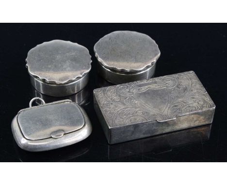 An early 20th century Continental silver pocket snuff-box, of rectangular form, the hinged cover engraved with with flowers a