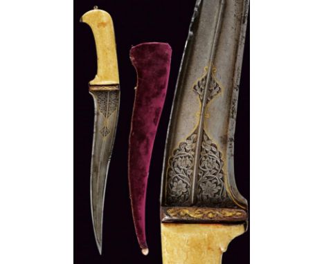 dating: circa 1700 provenance: Persia, Curved, single-and false-edged blade made of very fine dark damask, with rib at the ce