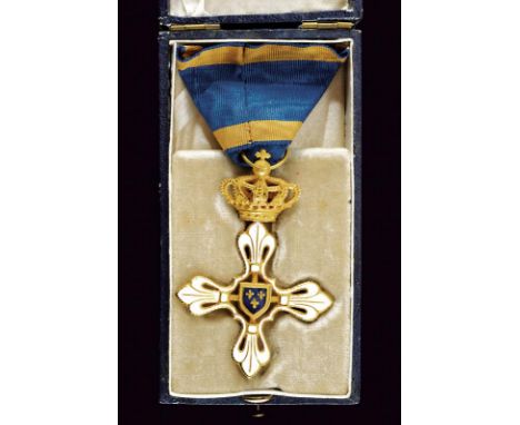 dating: Second half of the 19th Century provenance: Duchy of Parma, First class knight's cross with crown, made of gilded and