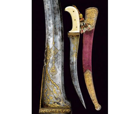 dating: late 18th Century provenance: Indopersia, Long, curved, damask (barely visible), single-edged blade with reinforced t