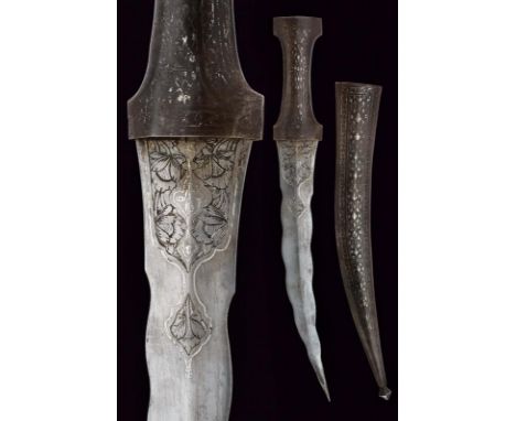 dating: early 20th Century provenance: India, Slightly curved, double-undulated-edged blade with reinforced tip, the base eng