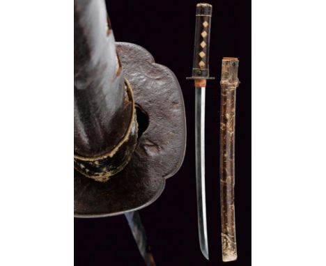 dating: 1910 - 1940 circa provenance: Korea, Almost straight blade with light signs of use and time. Copper ring nut at the b