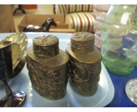 Mixed Lot: Oriental metal Tea Urns, vintage glass Lampshades (largest approx 19cm), etc.