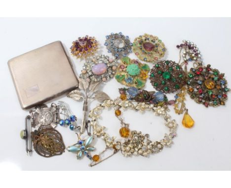 Group vintage costume jewellery - including a silver compact