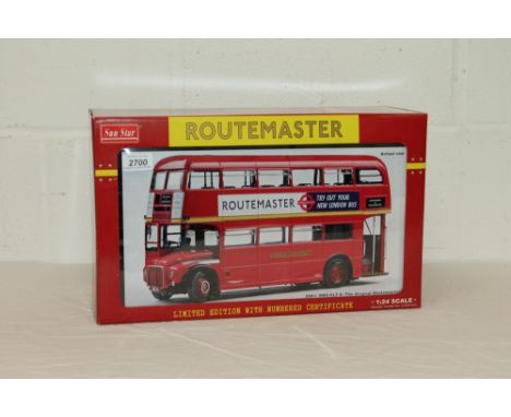 Sun Star Routemaster Bus no. 2901, scale 1:24, red livery, in original box