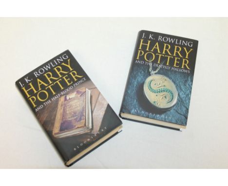 Book - Harry Potter and The Half Blood Prince and Harry Potter Deathly Hallows - both first edition (2)