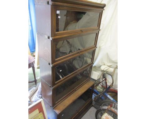 An early 20th century Globe Wernicke oak bookcase 