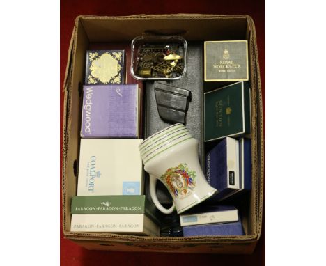 A box of collectables to include cased cutlery sets along with boxed Wedgwood and Coalport china and a small collection of mi