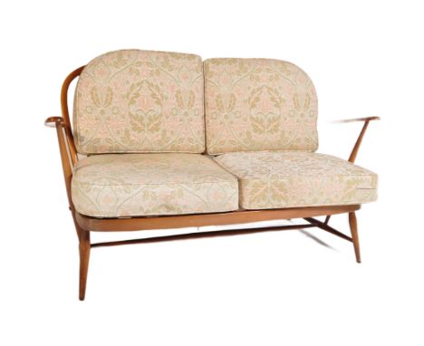 Lucian Ercolani - Ercol - Windsor -&nbsp; 203/3 - An original retro vintage 1960's beech and elm two seater sofa settee havin