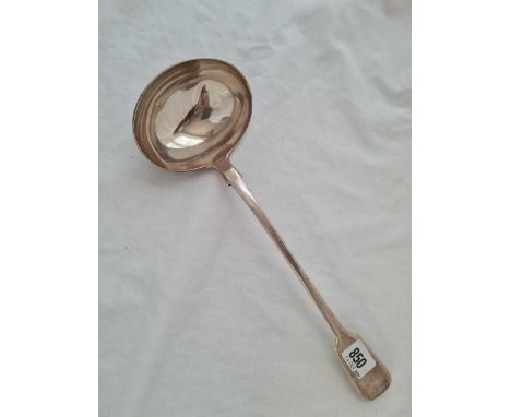 A heavy early Victorian soup ladle, plain fiddle pattern - London 1839 by WE - 294 g.