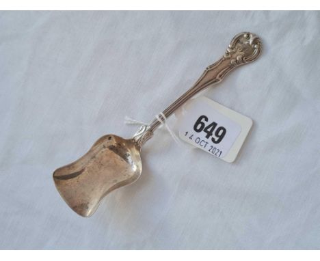 A Victorian long handled caddy spoon, scroll decorated - London 1844 by CL?