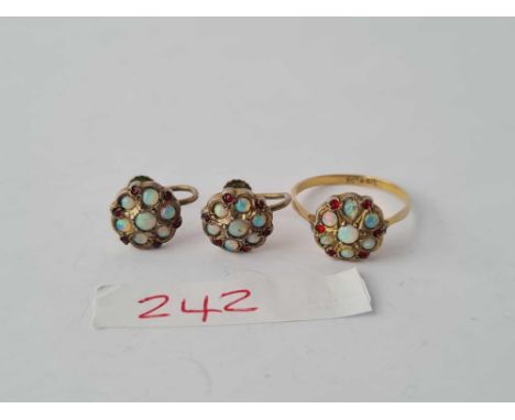 A vintage opal and garnet cluster ring silver and 9ct and matching silver gilt earrings 