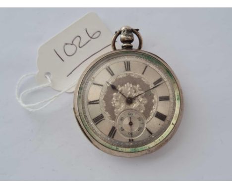 A gents silver pocket watch with silvered dial second sweep poor condition case 